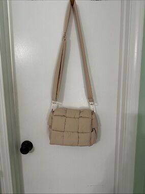 Beige woven puffer Crossbody Shoulder Bag - Neutral Everyday Tote